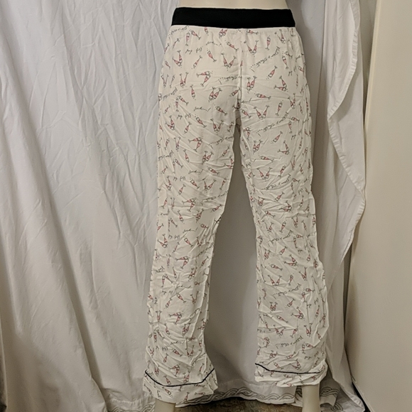 ✨50% OFF✨ Victoria's Secret (free top) champagne pajama pants - Picture 5 of 9